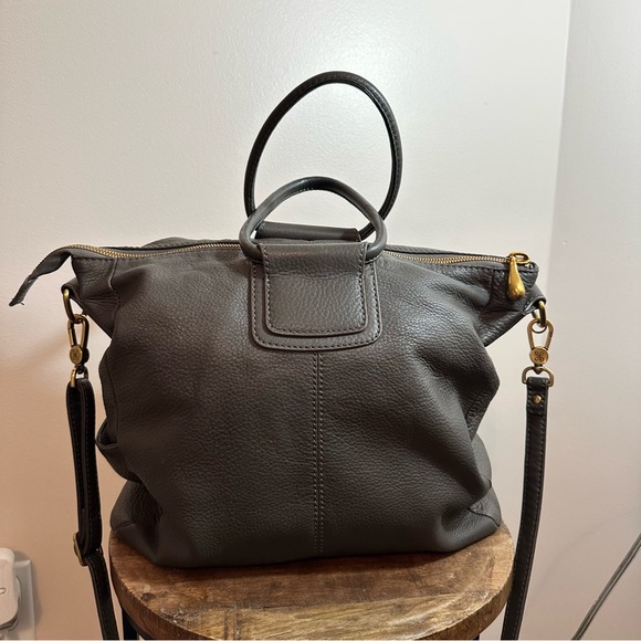 HOBO Handbags - HOBO Large Sheila Satchel crossbody
